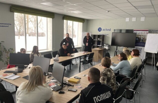 БФ «Схід SOS» допомагає підготуватися до евакуації жителям прифронтових громад Запорізької області