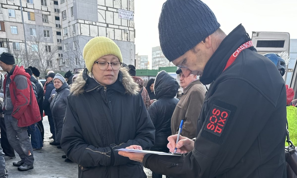 Разом із запоріжцями: команда БФ «Схід SOS» підтримала постраждалих від обстрілу | БФ «Схід SOS», картинка №9