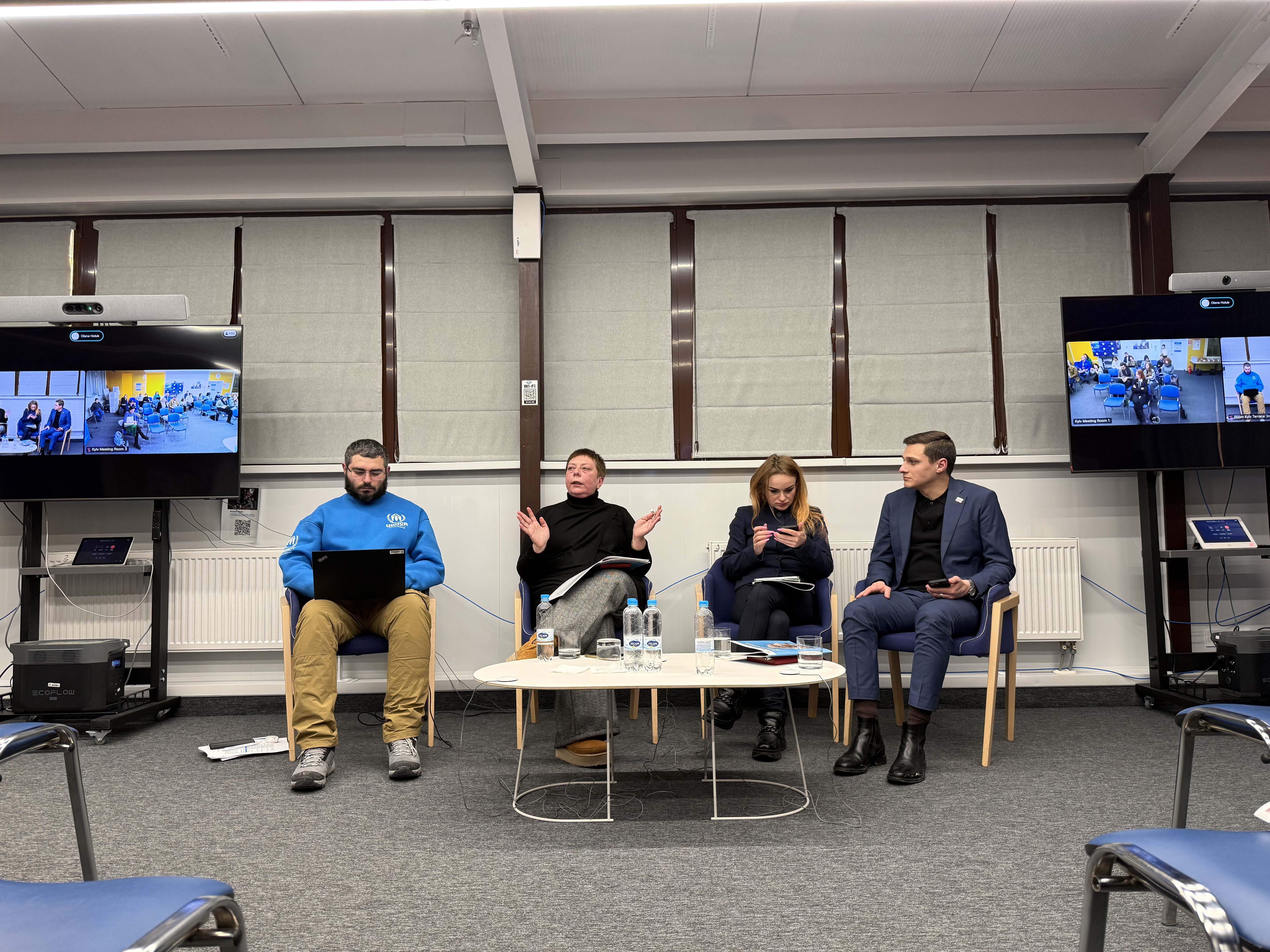 Доступно про допомогу переселенцям: у Києві презентували Перелік програм підтримки від Коаліції правозахисних організацій | БФ «Схід SOS», картинка №2