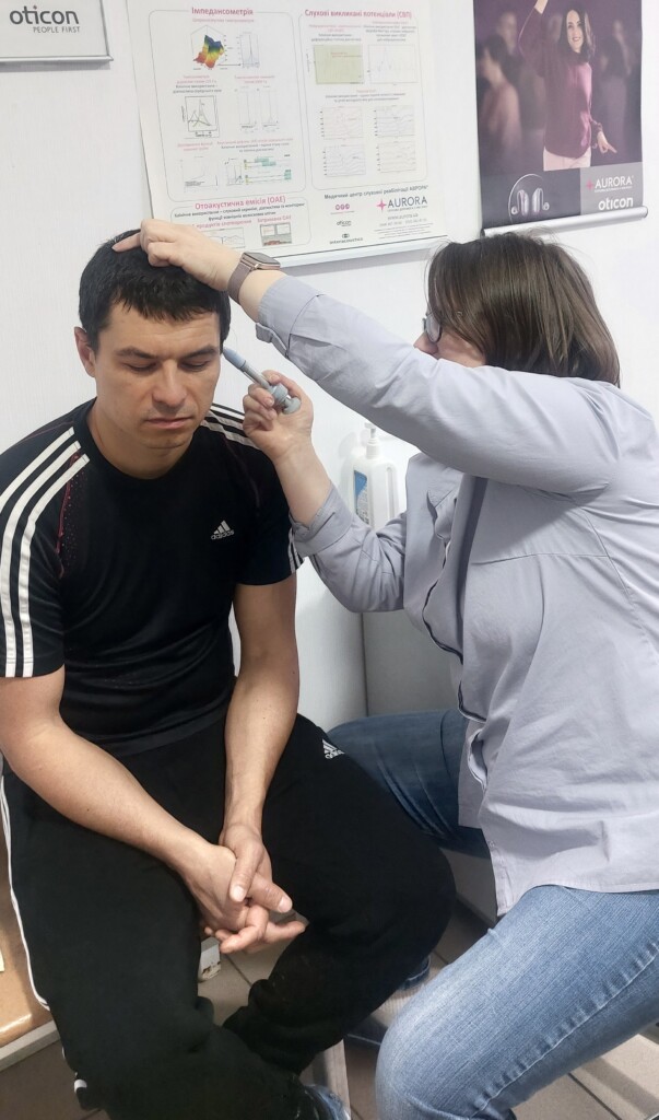 Два роки тиші: як соціальна працівниця БФ «Схід SOS» допомогла Володимиру отримати слуховий апарат | БФ «Схід SOS», картинка №1