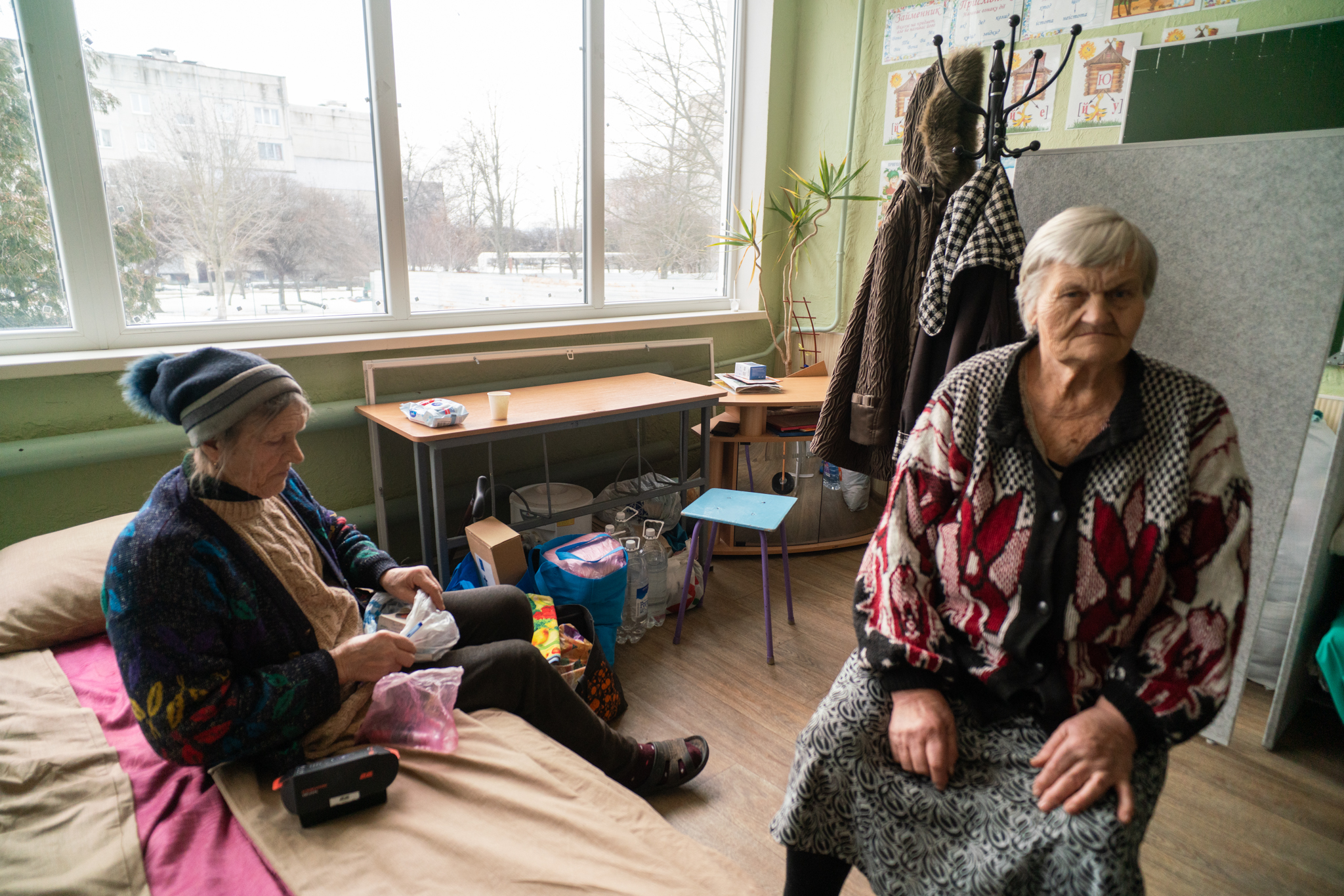 Американський фотограф Карло Браво закарбував моменти у транзитному центрі в Лозовій на Харківщині | БФ «Схід SOS», картинка №7