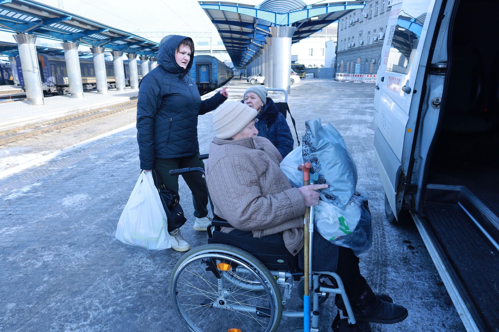 БФ «Схід SOS» та Укрзалізниця врятували ще 25 людей з прифронту | БФ «Схід SOS», картинка №6