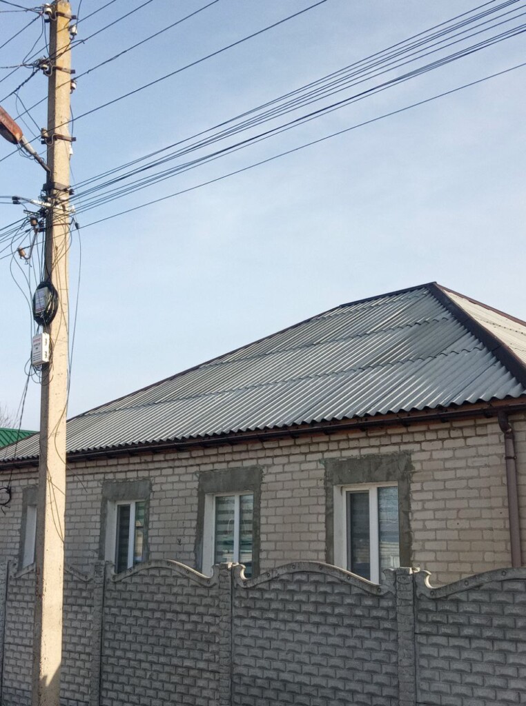 БФ «Схід SOS» відновив дах будинку вчительки Наталії з Ізюма  | БФ «Схід SOS», картинка №5
