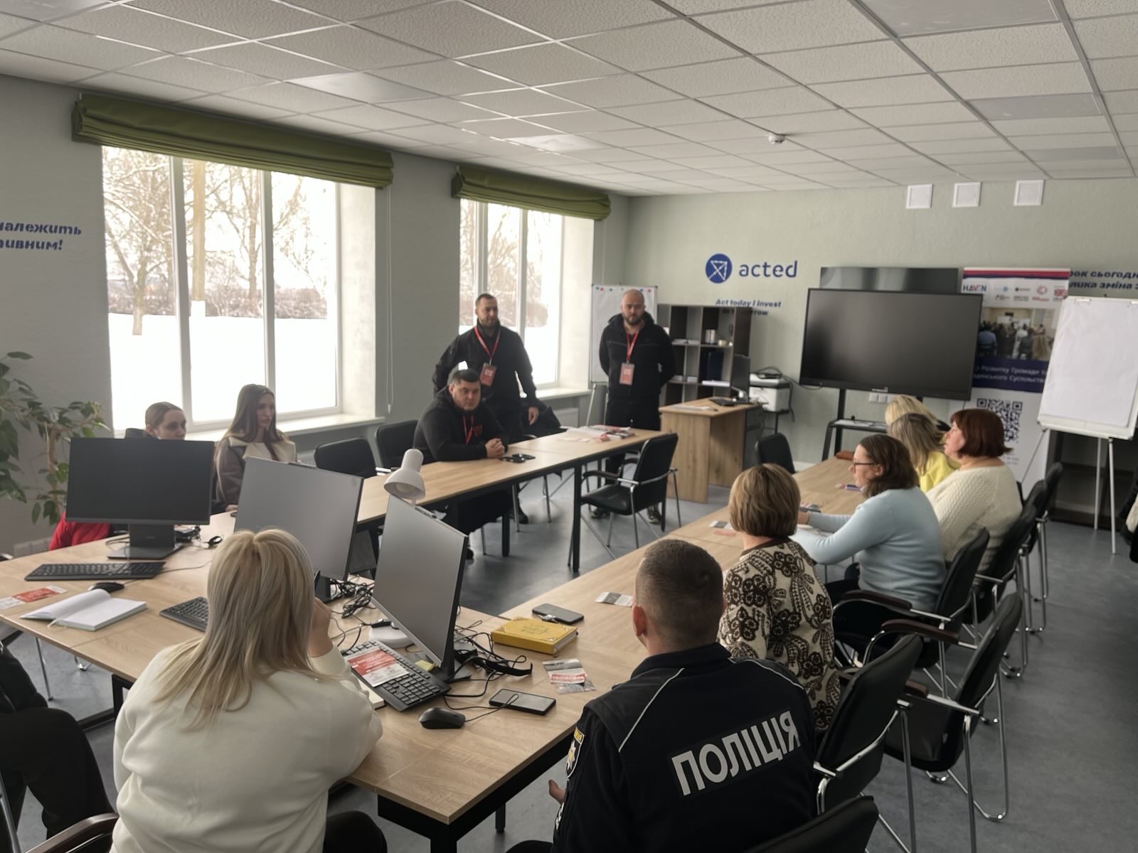 East SOS Helps Residents of Frontline Hromadas in Zaporizhzhia Oblast Prepare for Evacuation | CF «East SOS», картинка №2