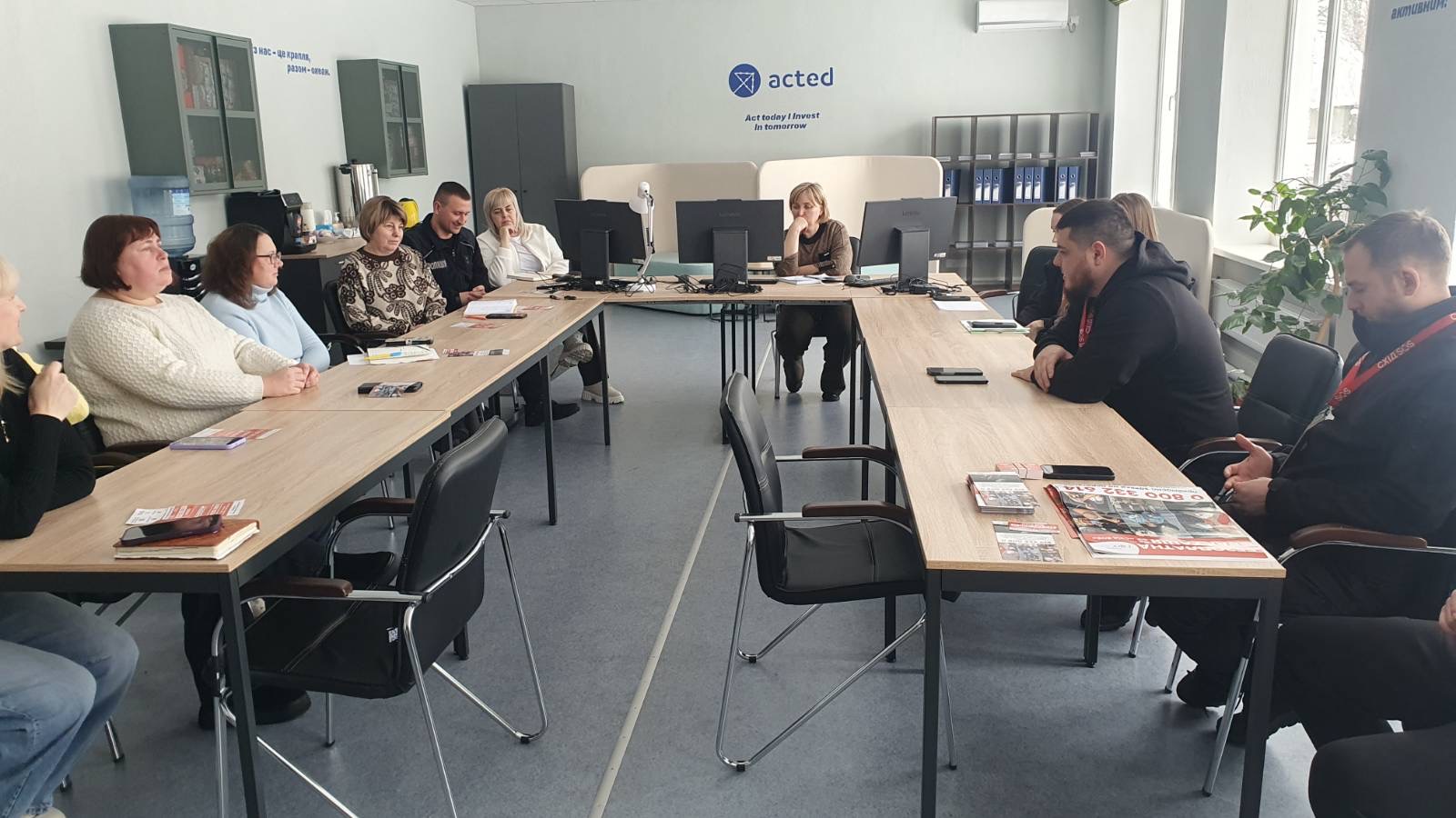 East SOS Helps Residents of Frontline Hromadas in Zaporizhzhia Oblast Prepare for Evacuation | CF «East SOS», картинка №4