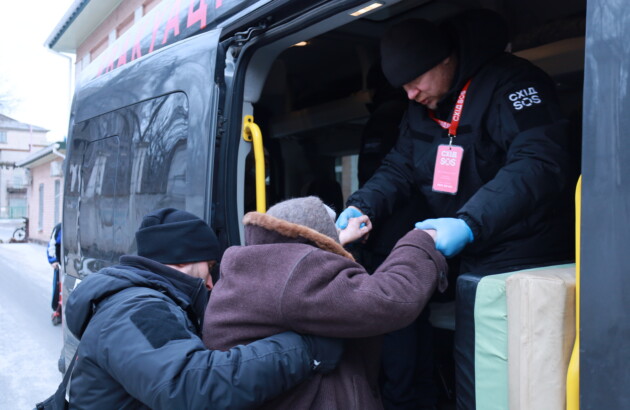 БФ «Схід SOS» та Мінсоцполітики України забезпечили медичний супровід для 20 евакуйованих із Донеччини