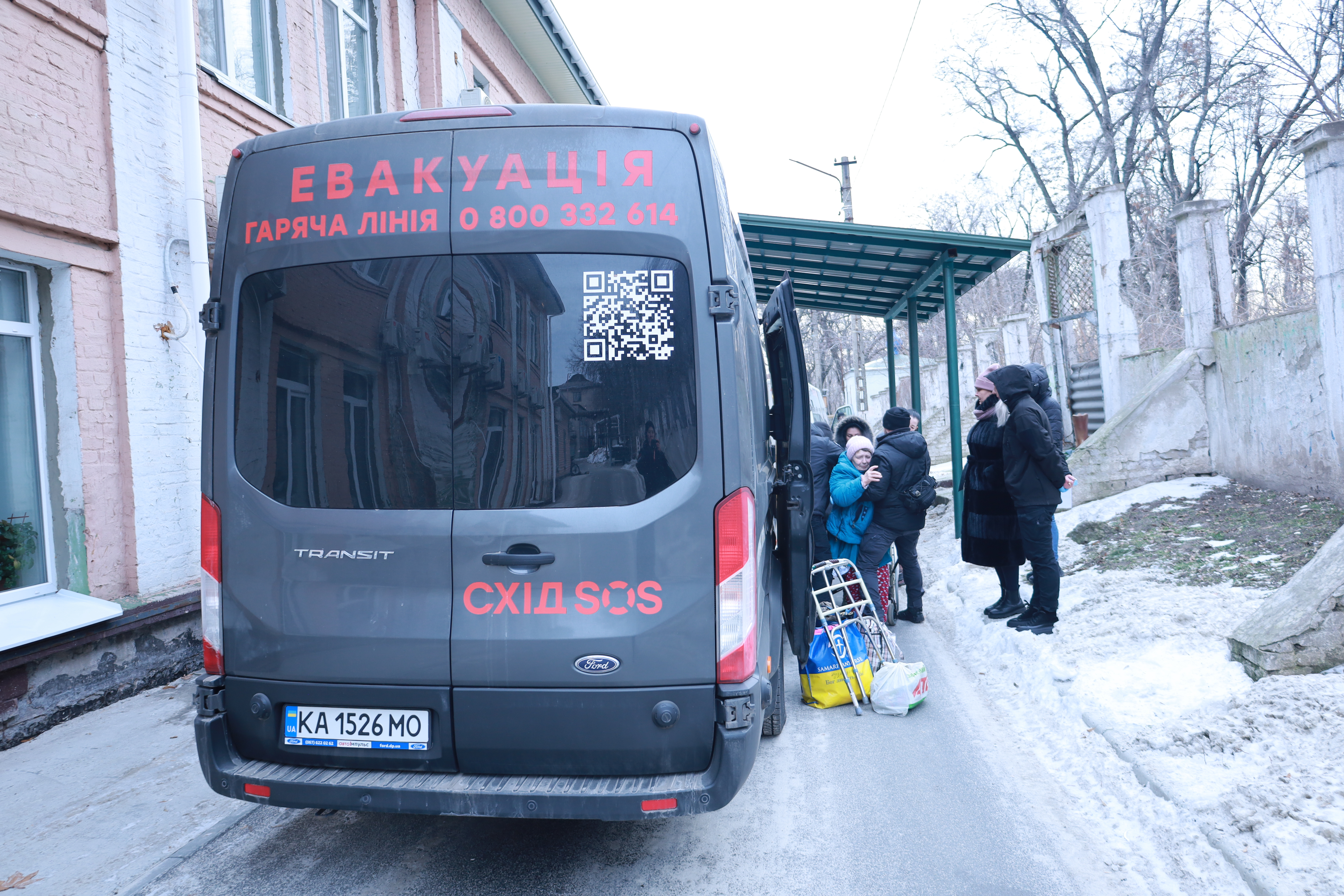 БФ «Схід SOS» та Мінсоцполітики України забезпечили медичний супровід для 20 евакуйованих із Донеччини | БФ «Схід SOS», картинка №6