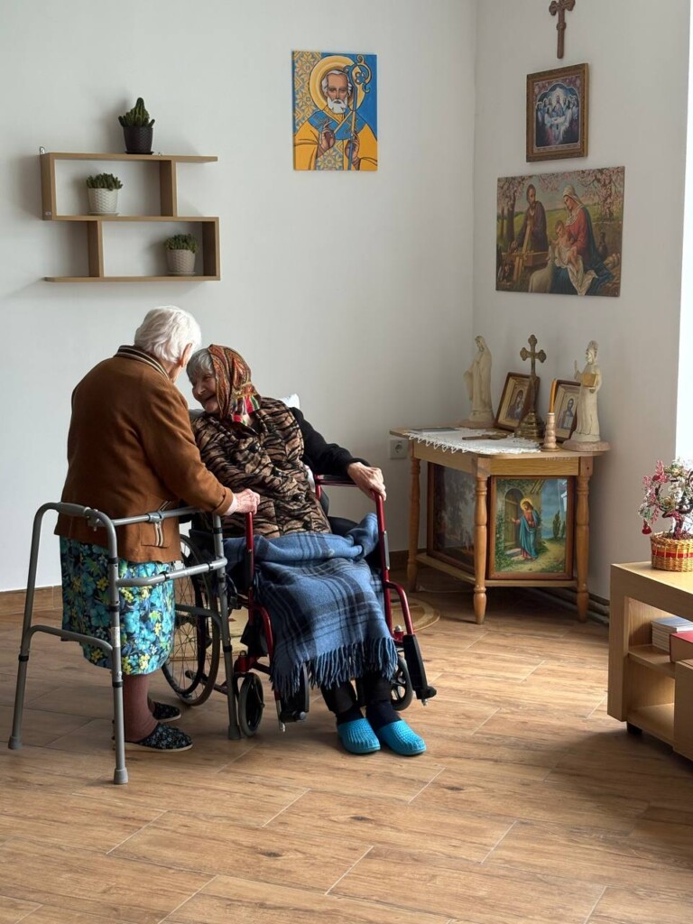 Підтримка після евакуації: як БФ «Схід SOS» допомагає людям у прихистках | БФ «Схід SOS», картинка №1