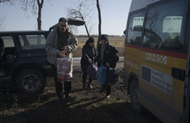 Виклики у процесі евакуації з прифронтових громад Дніпропетровщини: евакуаційник БФ «Схід SOS» в етері «Громадське радіо»