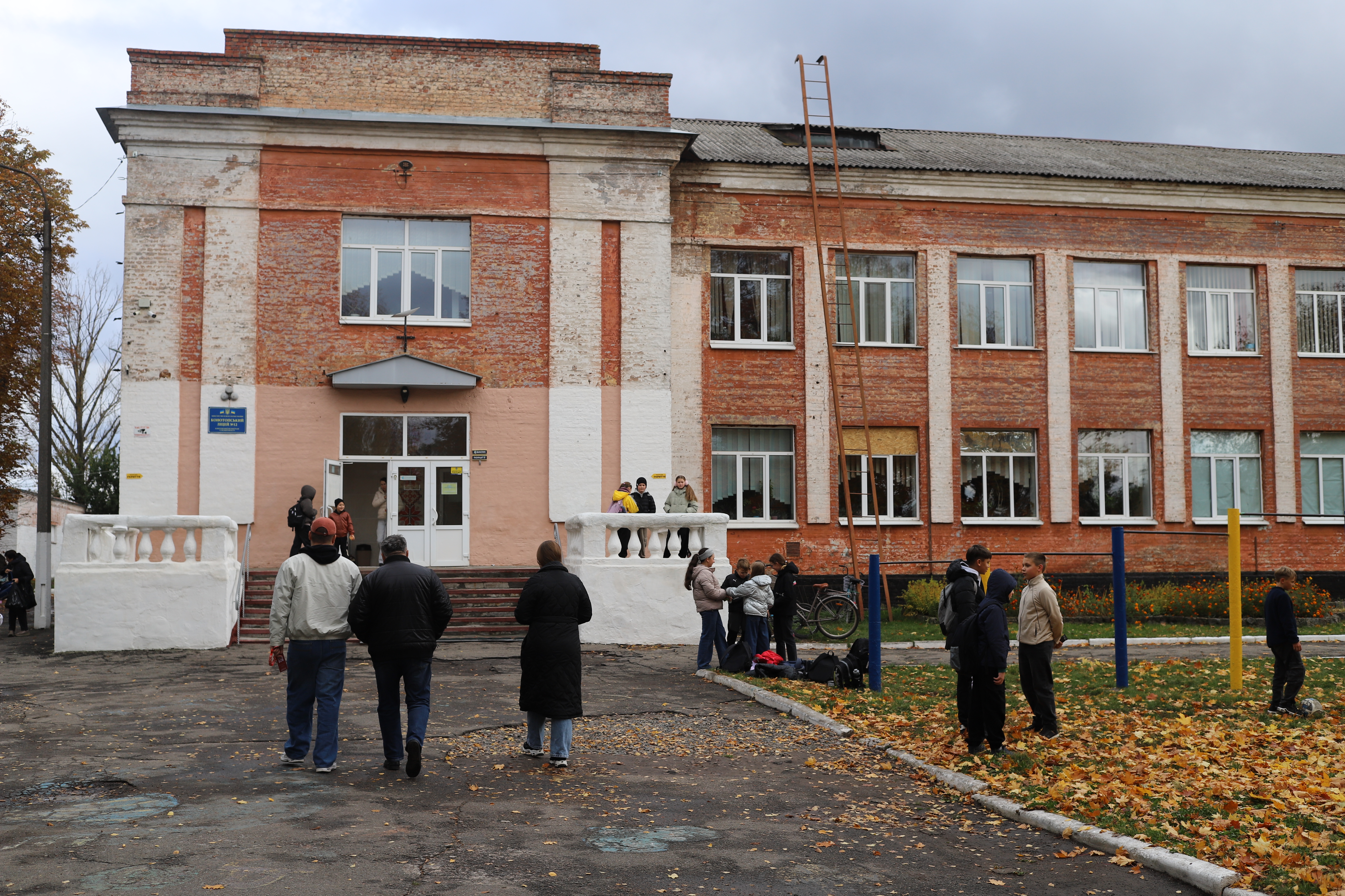 «Освіта у прифронтових громадах Сумщини»: результати моніторингу та рекомендації від БФ «Схід SOS» | БФ «Схід SOS», картинка №1