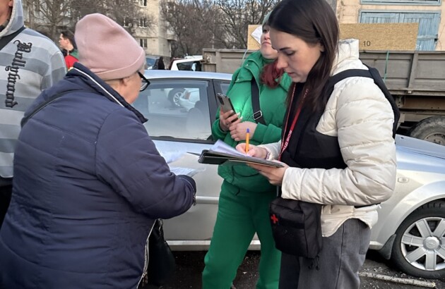 Фахівці БФ «Схід SOS» підтримали мешканців Запоріжжя після російського обстрілу