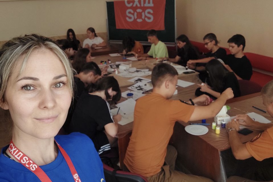 Як педагогині БФ «Схід SOS» дарують підтримку в прифронтових громадах | БФ «Схід SOS», картинка №2