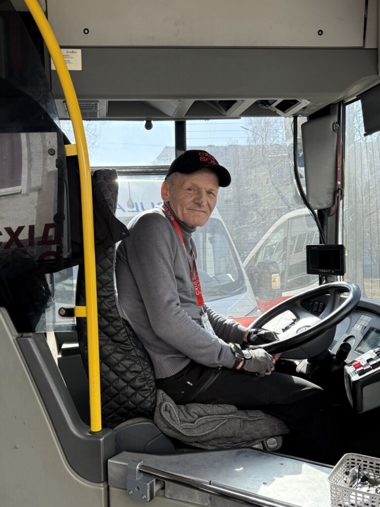 Суперкоманда EMPOWER: люди, які щодня поруч | БФ «Схід SOS», картинка №2