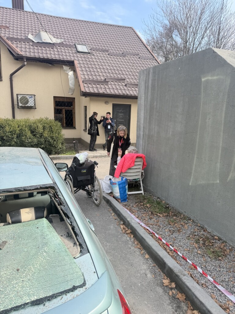 The SOS East team is providing assistance to victims of the russian attacks carried out in Kharkiv and Dnipro over the past 48 hours | CF «East SOS», картинка №9