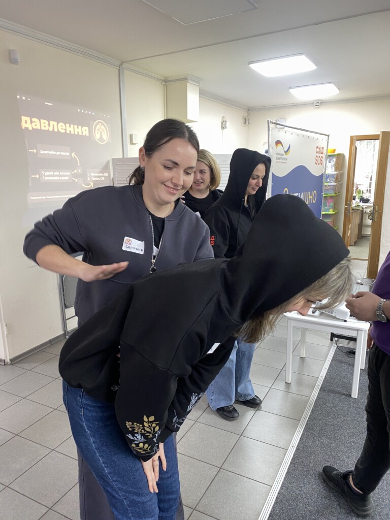 Діяти швидко та злагоджено: команди БФ «Схід SOS» у Запоріжжі та Дніпрі пройшли тренінги з надання домедичної допомоги | БФ «Схід SOS», картинка №2