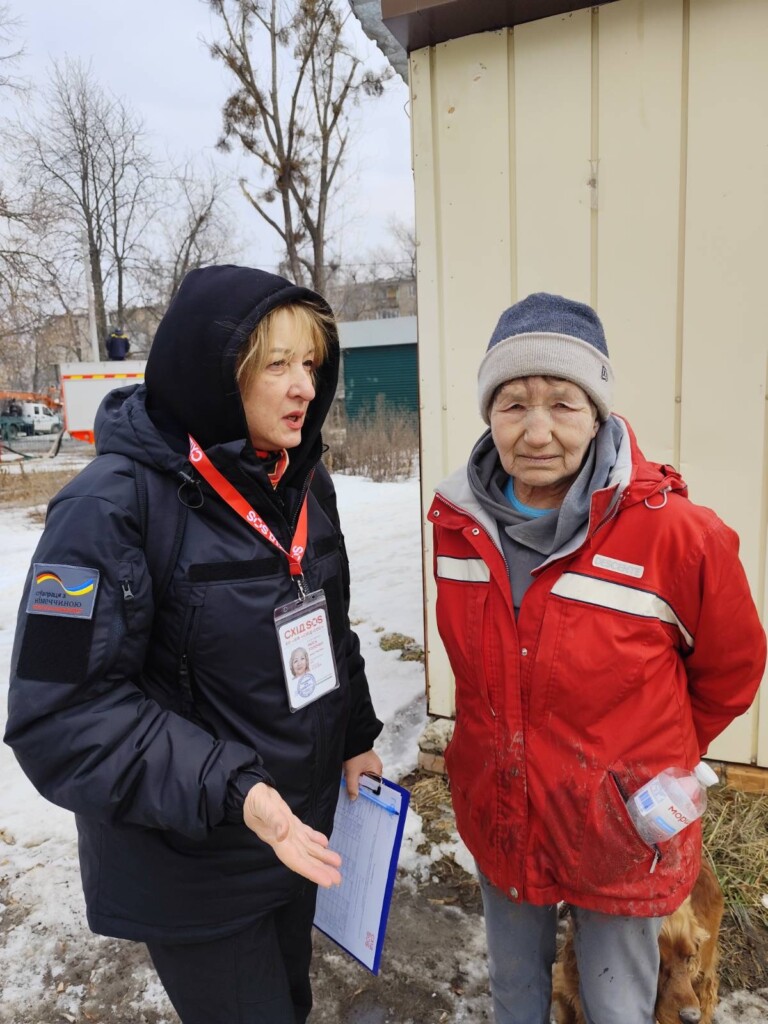 Регіональні команди БФ «Схід SOS» підтримали мешканців постраждалих будинків після російської атаки в Харкові, Запоріжжі та Миколаєві | БФ «Схід SOS», картинка №3