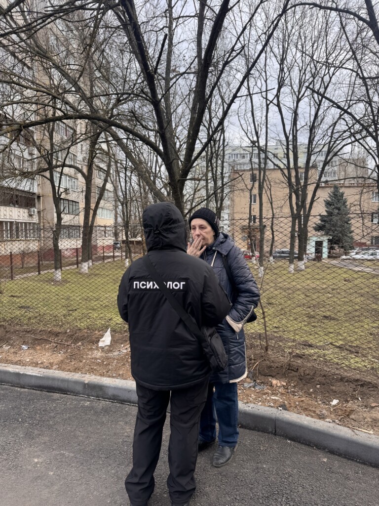 Регіональні команди БФ «Схід SOS» підтримали мешканців постраждалих будинків після російської атаки в Харкові, Запоріжжі та Миколаєві | БФ «Схід SOS», картинка №8