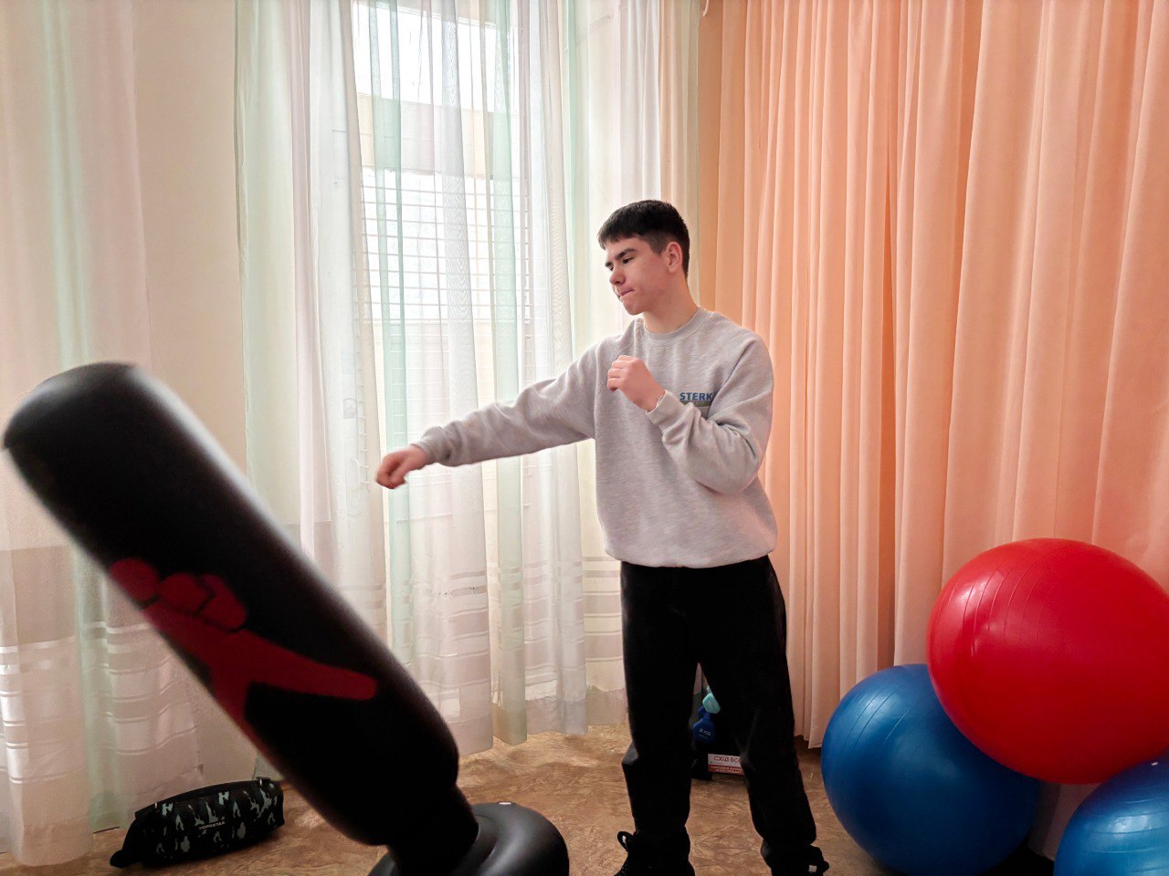 From Concept to Action: A Support Space for Students, Teachers, and the Community Opens in Zhovti Vody | CF «East SOS», картинка №9