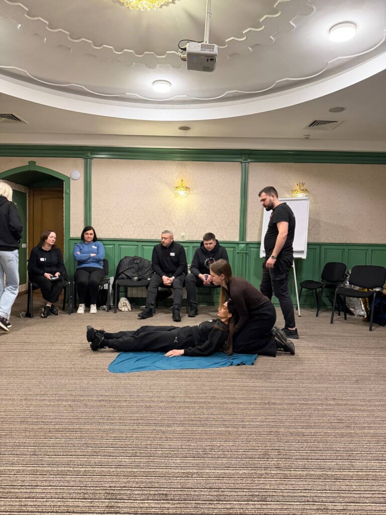 Діяти швидко та злагоджено: команди БФ «Схід SOS» у Запоріжжі та Дніпрі пройшли тренінги з надання домедичної допомоги | БФ «Схід SOS», картинка №8