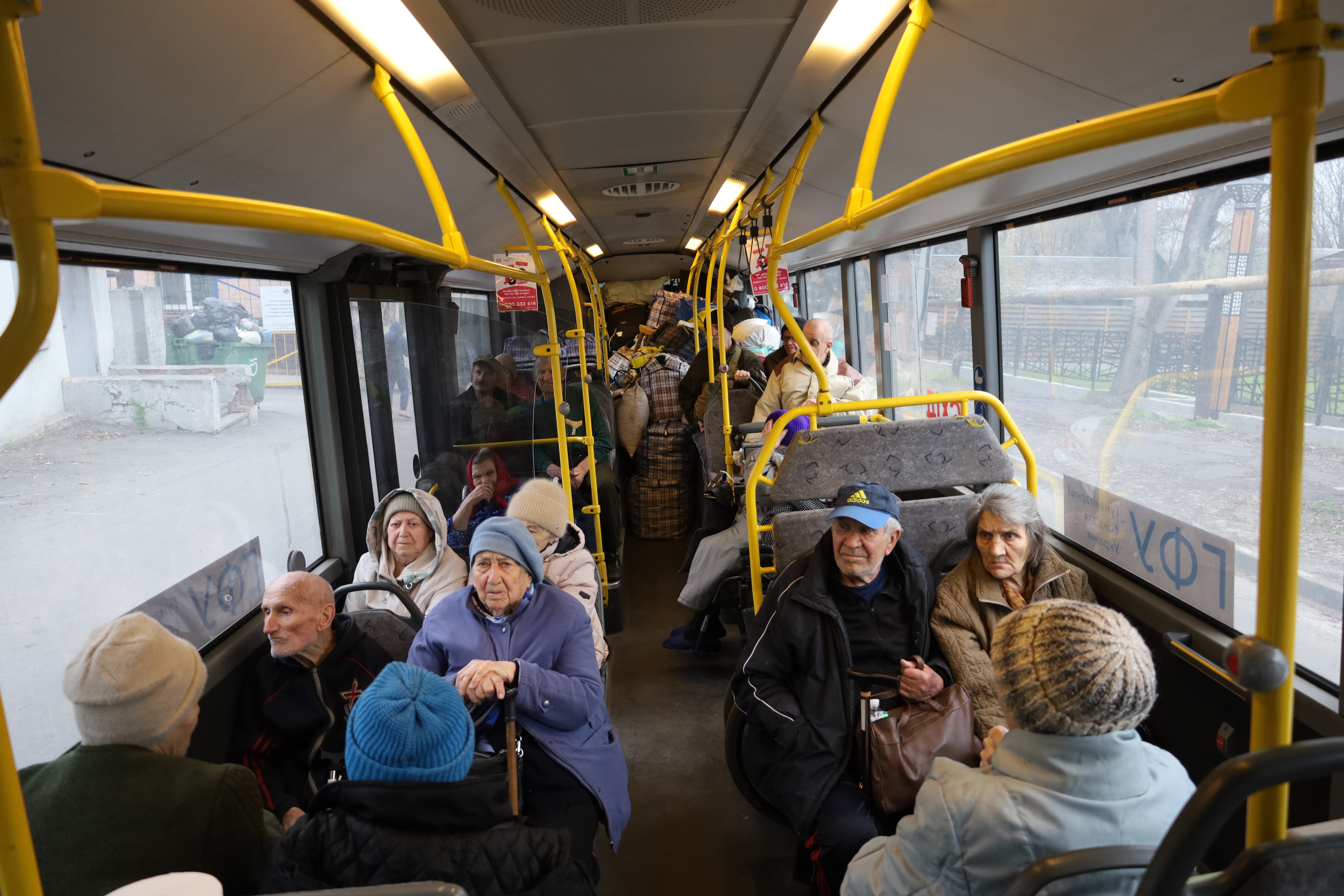 БФ «Схід SOS» та Мінсоцполітики України забезпечили соціальну послугу притулку для 13 евакуйованих | БФ «Схід SOS», картинка №2