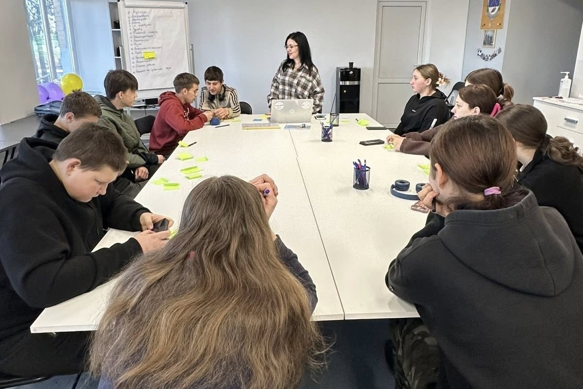 From Idea to Action: Lyceum in Mykolaiv Oblast Creates a Supportive Space for Children Through Sports | CF «East SOS», картинка №10