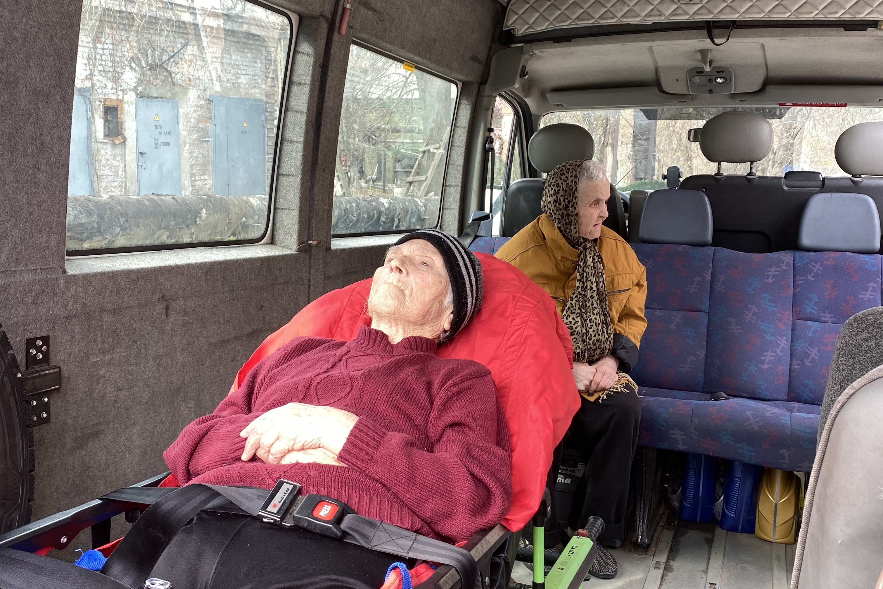 10 евакуйованих отримали прихисток на Житомирщині завдяки зусиллям БФ «Схід SOS» та Донецької ОВА | БФ «Схід SOS», картинка №3