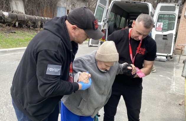 10 евакуйованих отримали прихисток на Житомирщині завдяки зусиллям БФ «Схід SOS» та Донецької ОВА