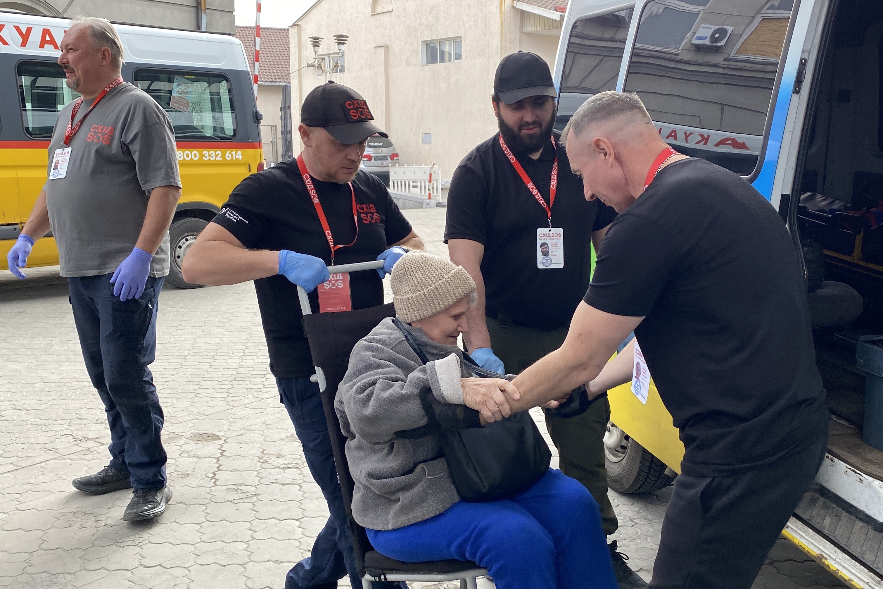 10 евакуйованих отримали прихисток на Житомирщині завдяки зусиллям БФ «Схід SOS» та Донецької ОВА | БФ «Схід SOS», картинка №11