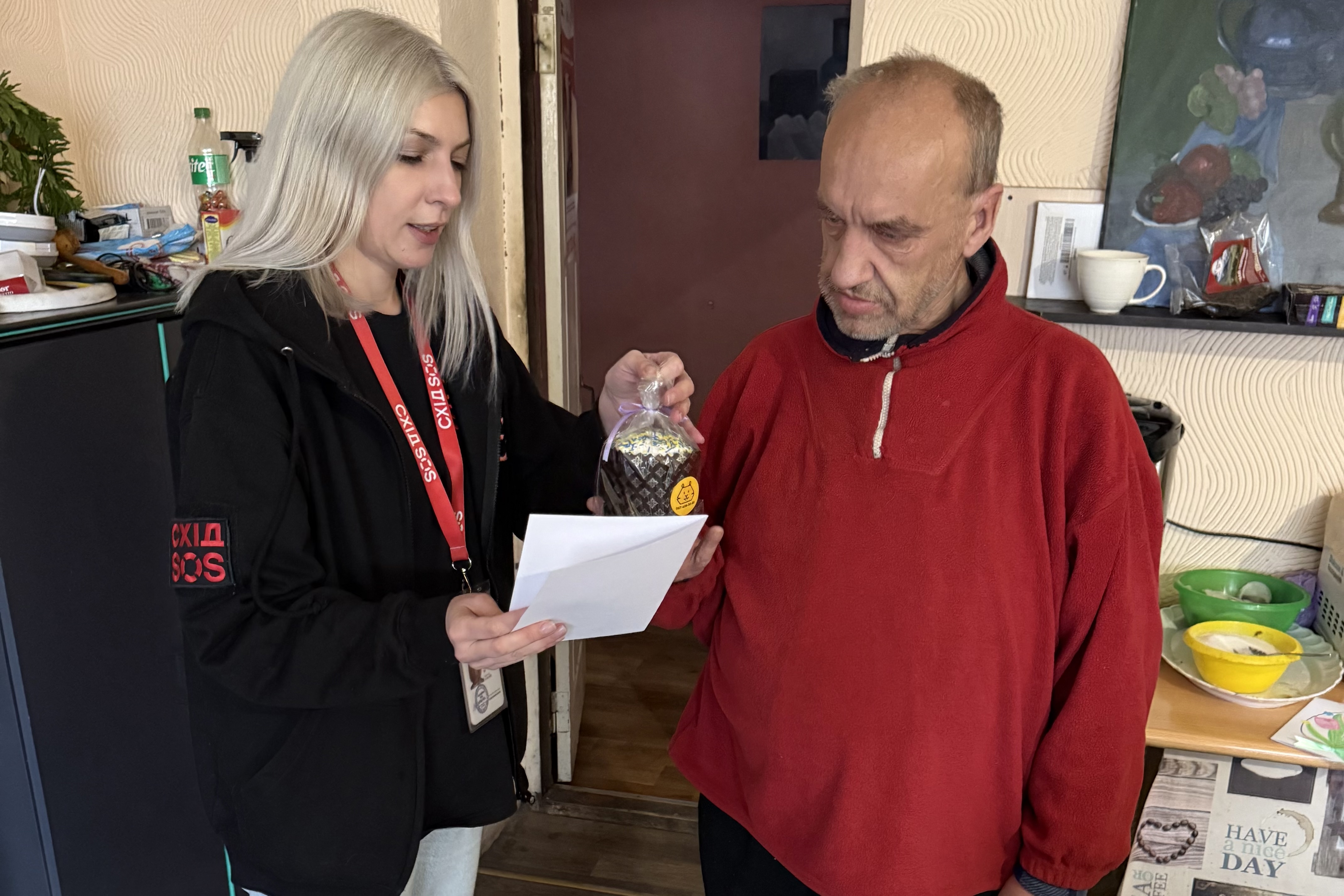 Команда БФ «Схід SOS» привітала 115 евакуйованих з прифронту у тимчасових прихистках Дніпра та Харкова | БФ «Схід SOS», картинка №7