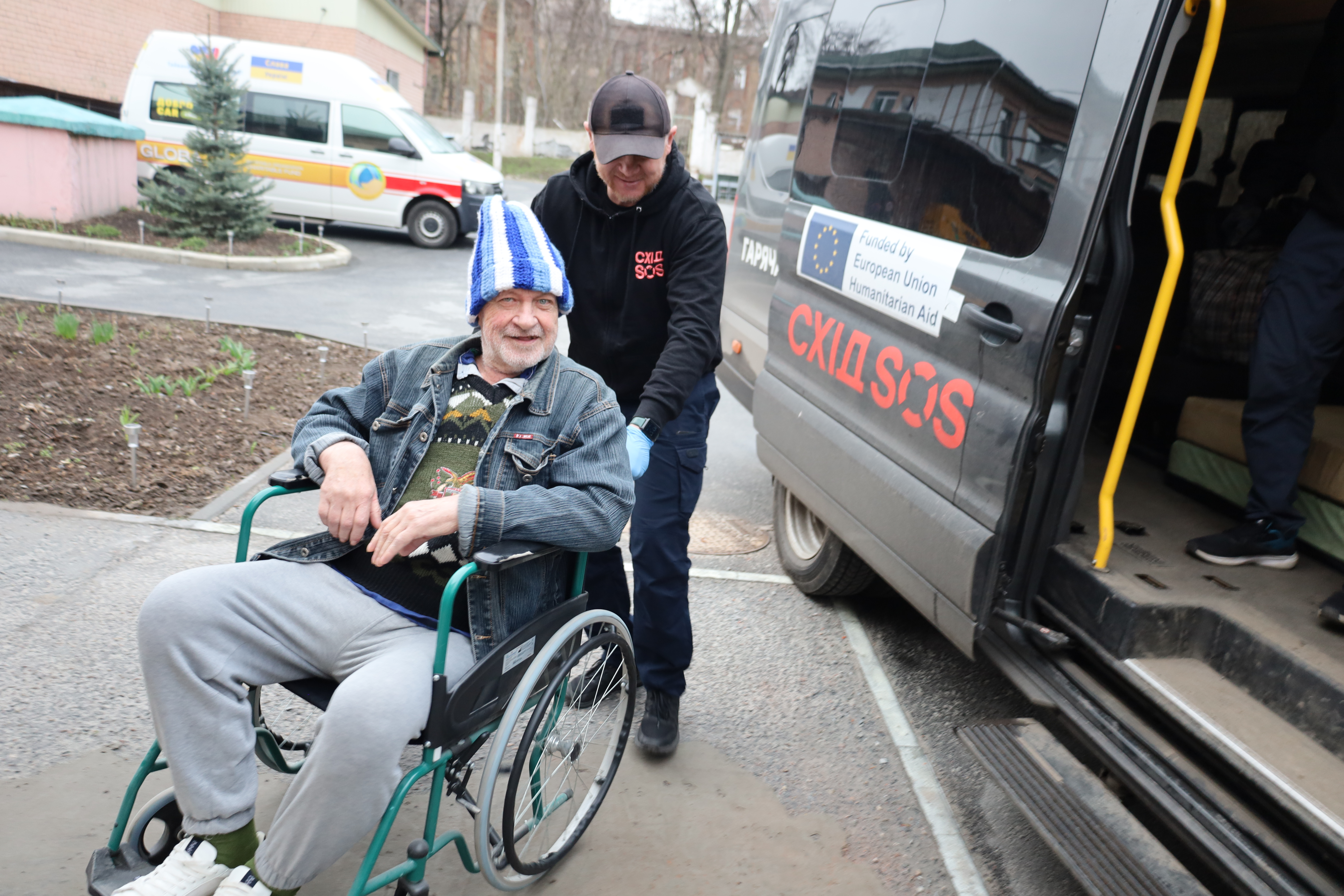 БФ «Схід SOS» разом із Мінсоцполітики забезпечили тимчасове розселення для 25 евакуйованих старшого віку | БФ «Схід SOS», картинка №10