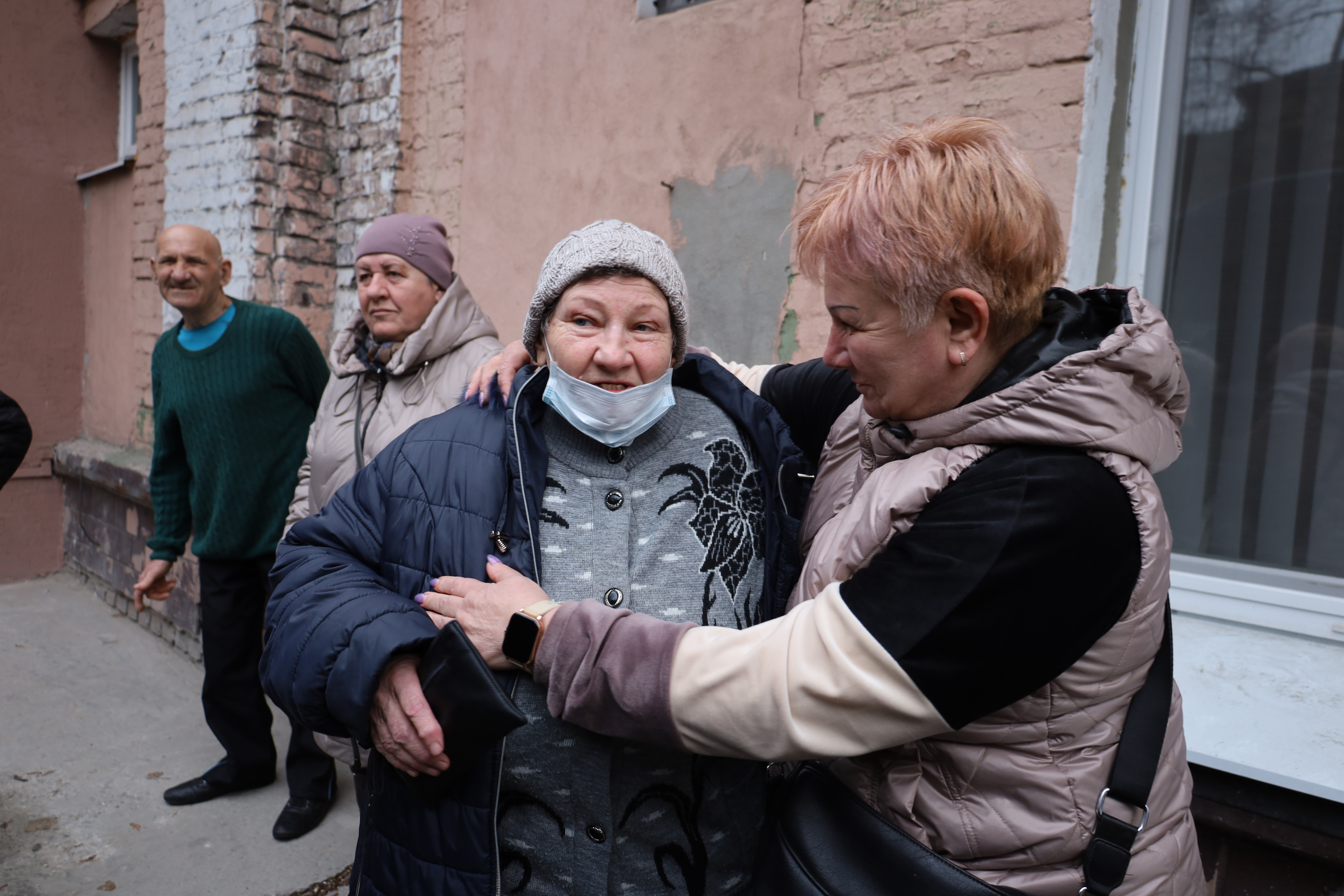 БФ «Схід SOS» разом із Мінсоцполітики забезпечили тимчасове розселення для 25 евакуйованих старшого віку | БФ «Схід SOS», картинка №11