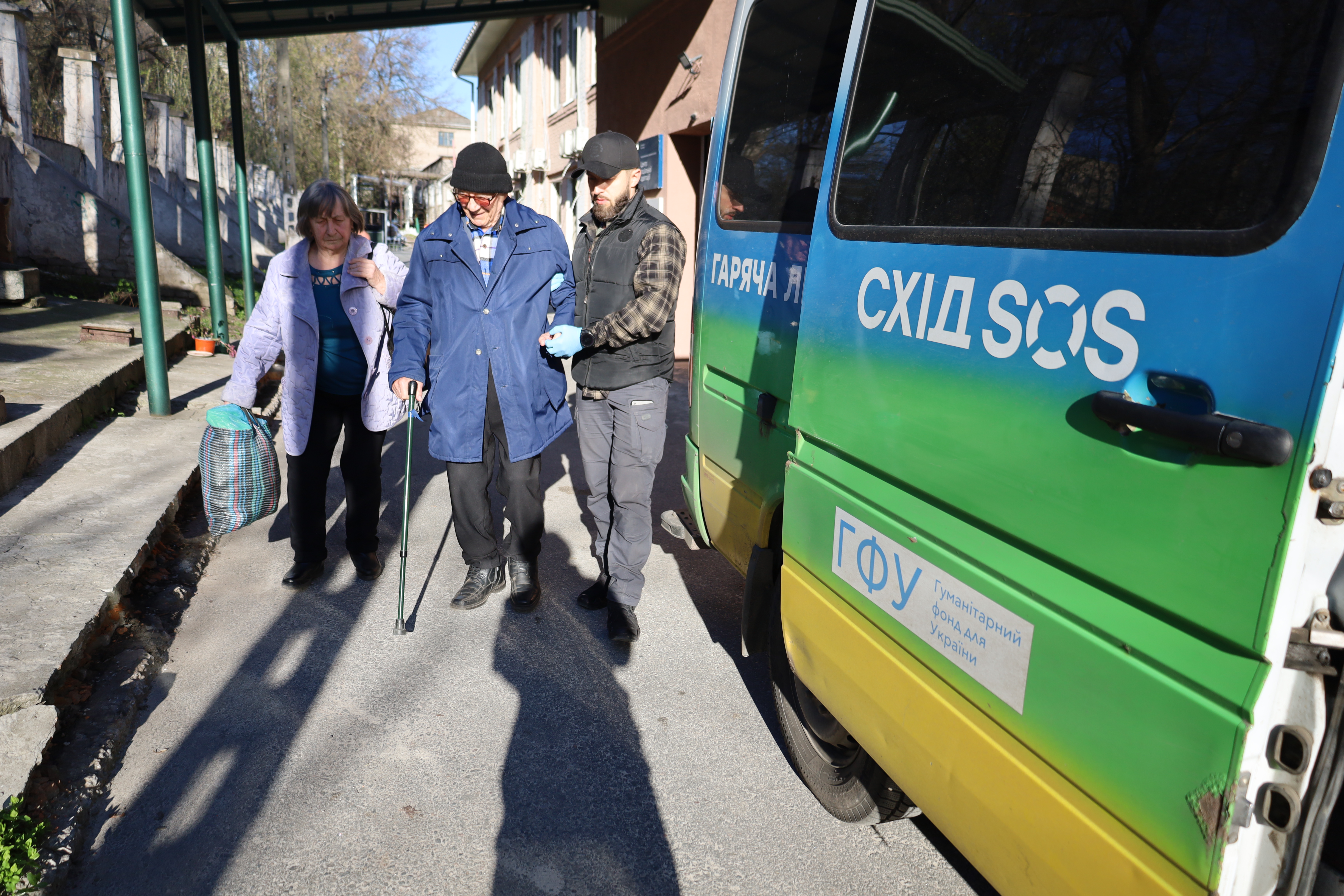 БФ «Схід SOS» разом із Мінсоцполітики забезпечили тимчасове розселення для 25 евакуйованих старшого віку | БФ «Схід SOS», картинка №5
