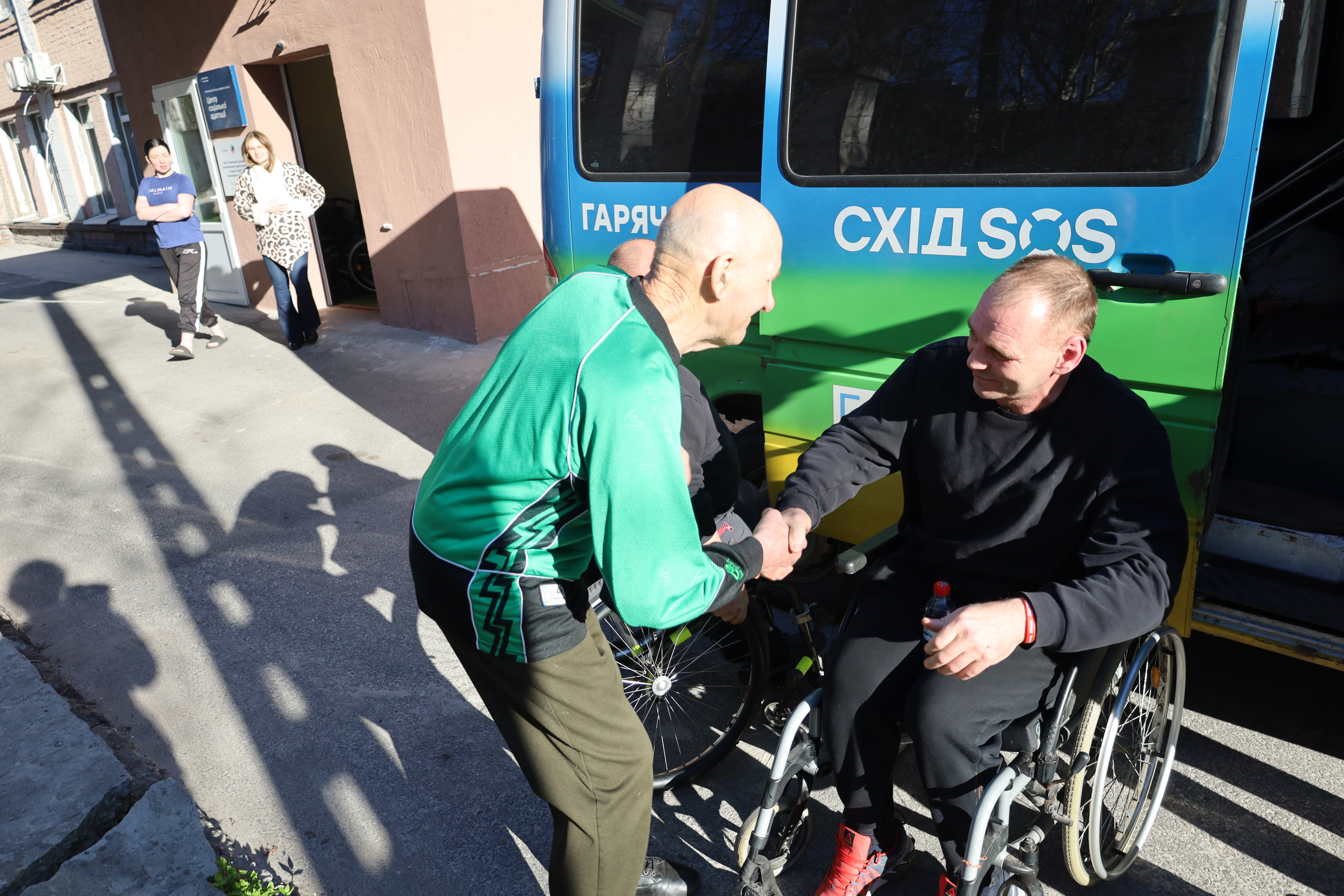 БФ «Схід SOS» разом із Мінсоцполітики забезпечили тимчасове розселення для 25 евакуйованих старшого віку | БФ «Схід SOS», картинка №2