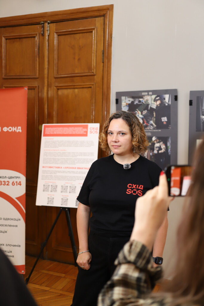 21 травня в Одесі БФ «Схід SOS» відкрив фотовиставку «Хроніки евакуації» | БФ «Схід SOS», картинка №19