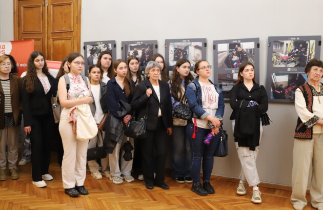 21 травня в Одесі БФ «Схід SOS» відкрив фотовиставку «Хроніки евакуації»