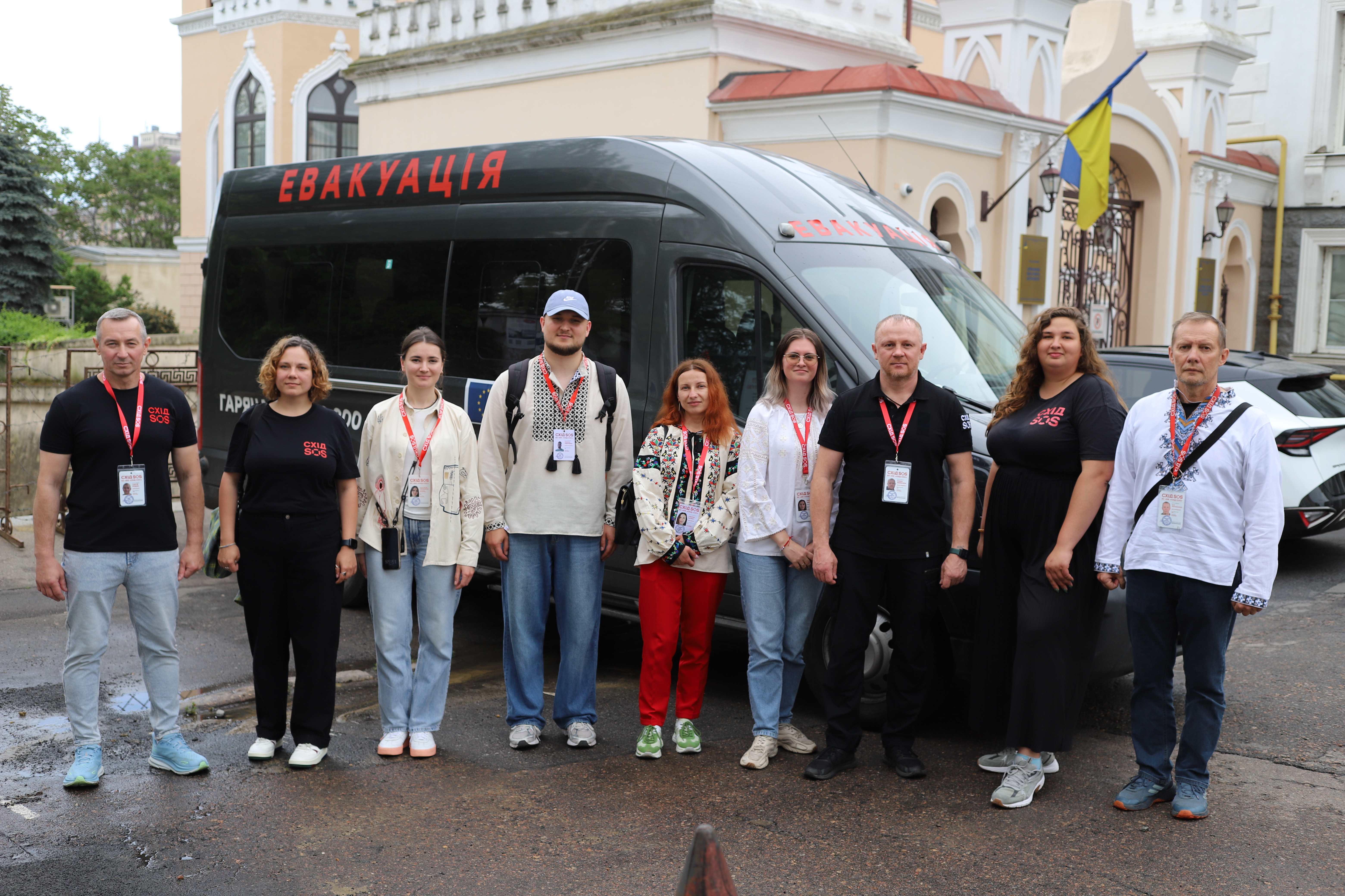 21 травня в Одесі БФ «Схід SOS» відкрив фотовиставку «Хроніки евакуації» | БФ «Схід SOS», картинка №7