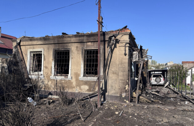 Фахівці БФ «Схід SOS» допомогли миколаївцям, які опинилися в епіцентрі дронової атаки рф.