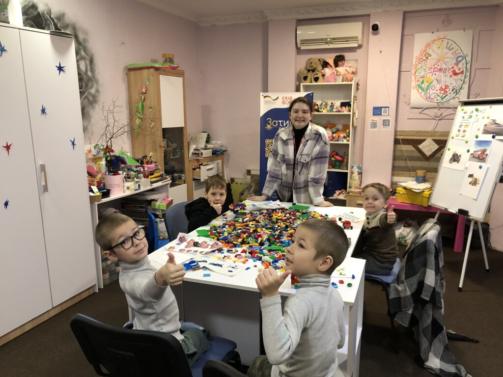 Досвід стійкості та злочини рф проти освіти: БФ «Схід SOS» виступив в Українському домі в Данії | БФ «Схід SOS», картинка №27