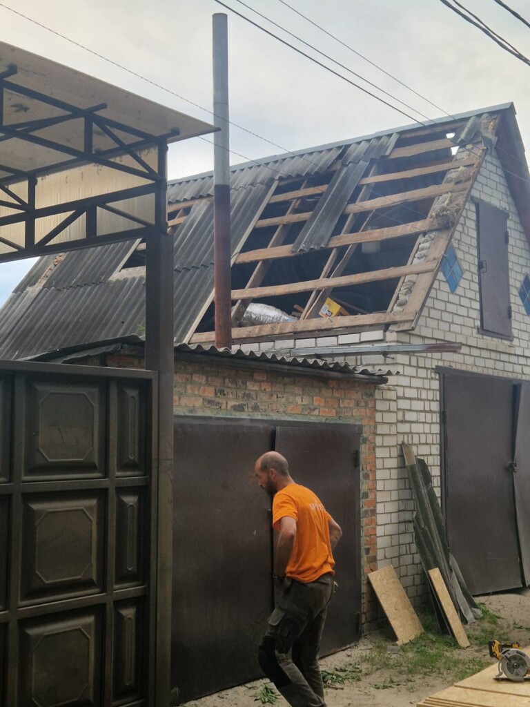 Фахівці БФ «Схід SOS» надали допомогу жителям Харкова, які постраждали внаслідок російського обстрілу 19 червня | БФ «Схід SOS», картинка №3