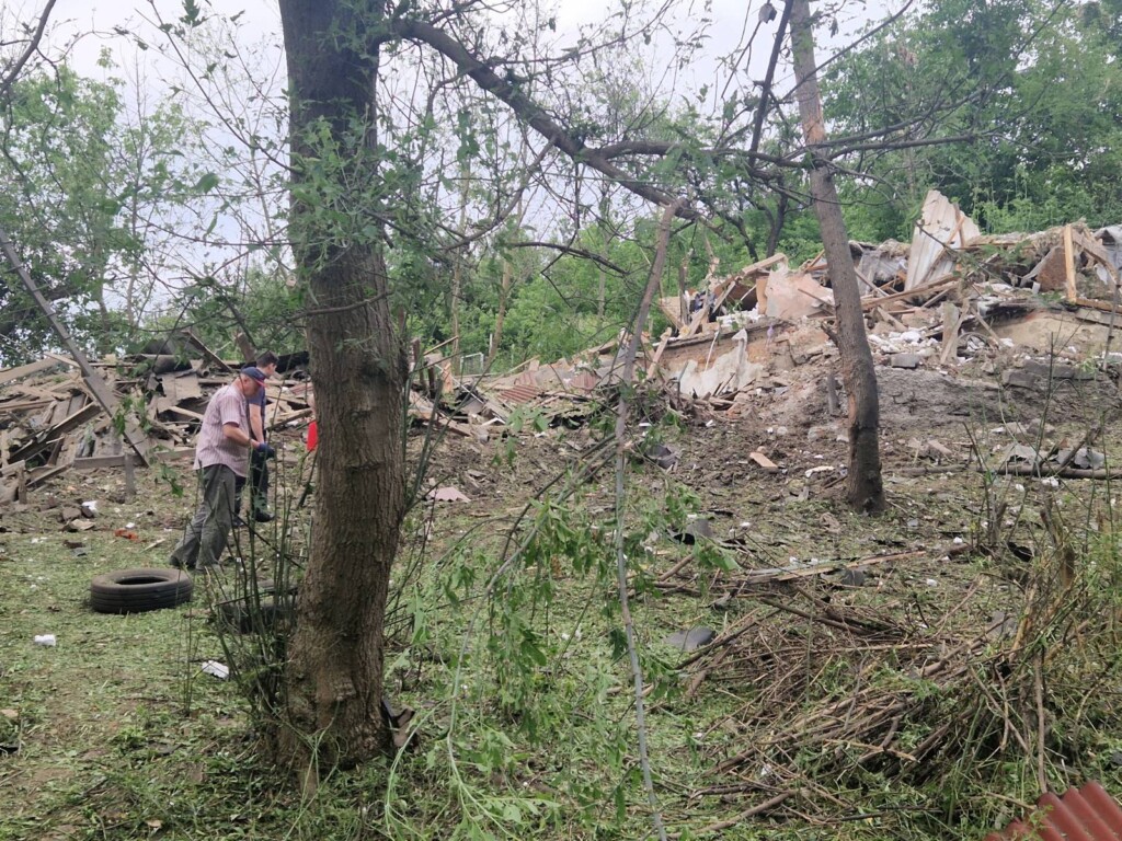 Фахівці БФ «Схід SOS» надали допомогу жителям Харкова, які постраждали внаслідок російського обстрілу 19 червня | БФ «Схід SOS», картинка №4