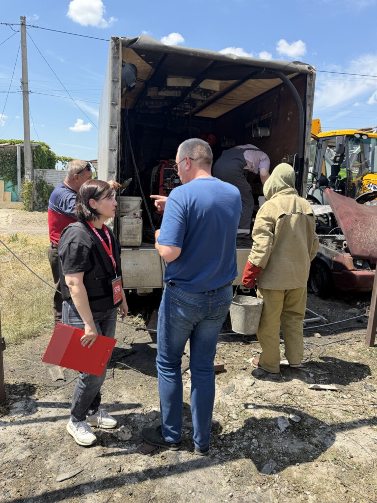 Запоріжжя під ворожими ударами: команда БФ «Схід SOS» підтримує постраждалих | БФ «Схід SOS», картинка №6