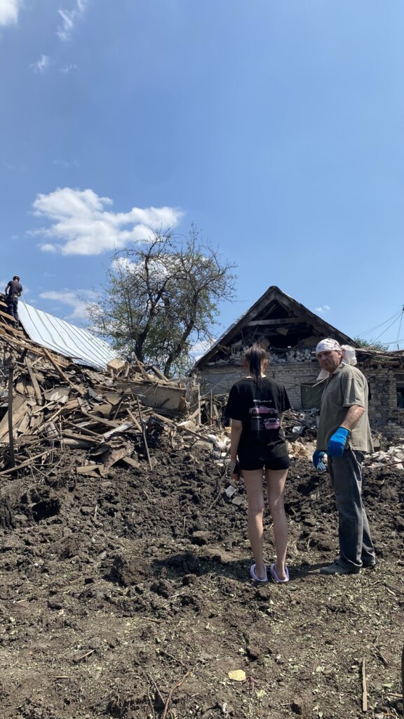 Команда БФ «Схід SOS» підтримала постраждалих після чергової російської атаки на Запоріжжя | БФ «Схід SOS», картинка №3