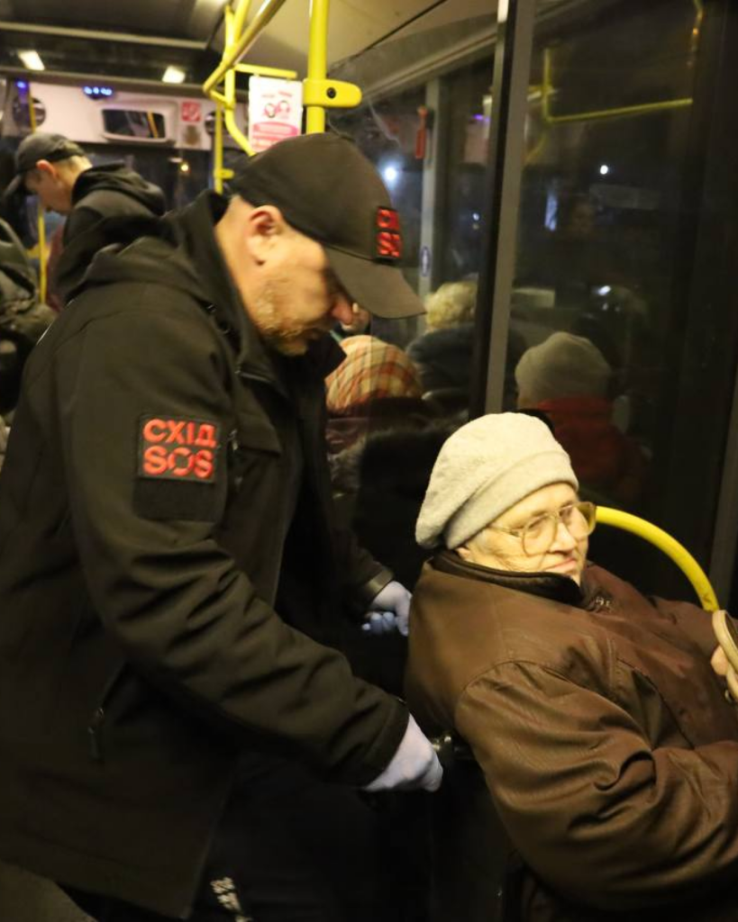 Спільна турбота про тих, хто цього потребує: як БФ «Схід SOS» підтримує Селидівську центральну міську лікарню | БФ «Схід SOS», картинка №4