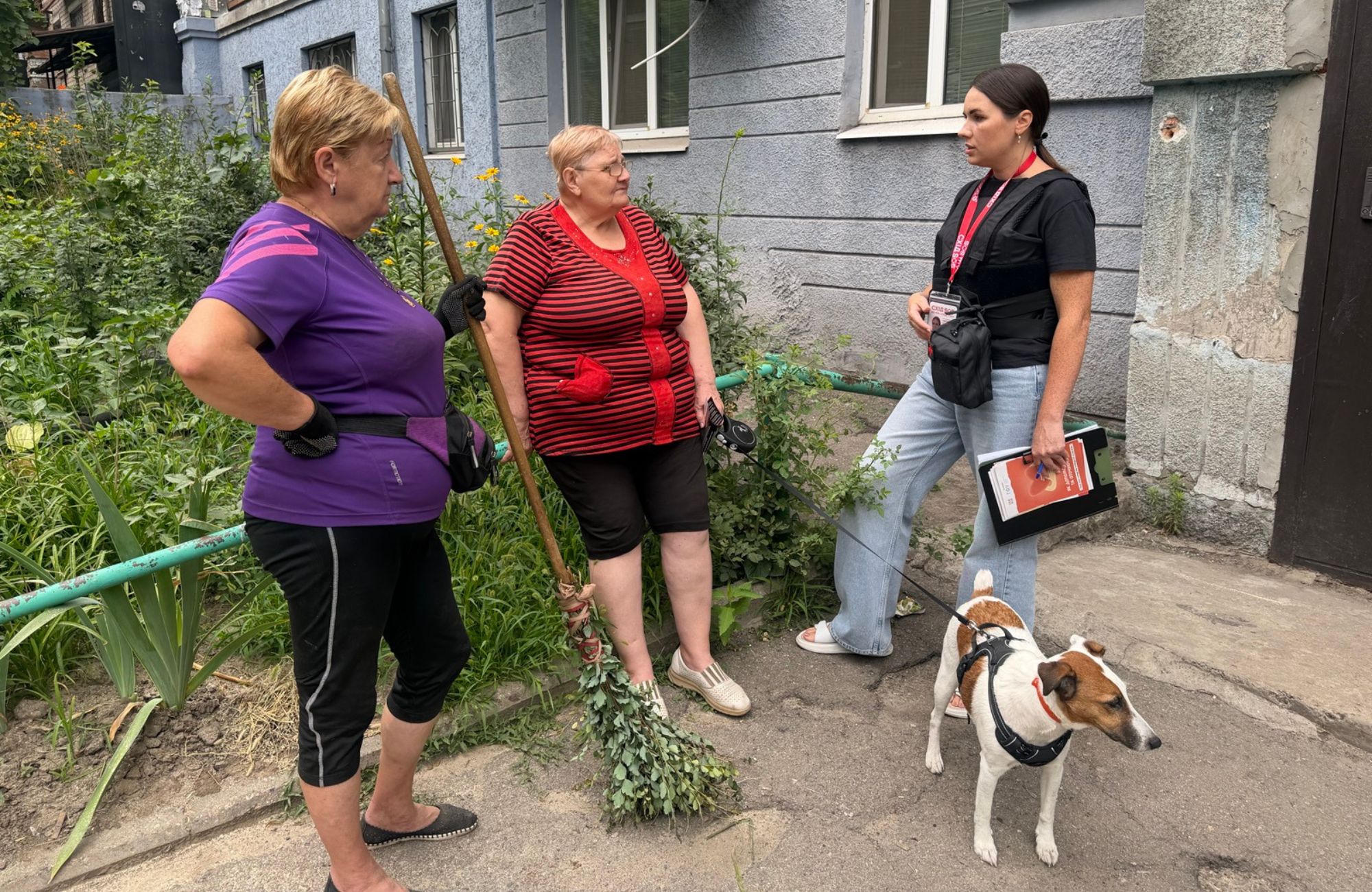 Підтримка на місцях ворожих обстрілів у Запоріжжі: команда БФ «Схід SOS» надала консультації постраждалим | БФ «Схід SOS», картинка №2