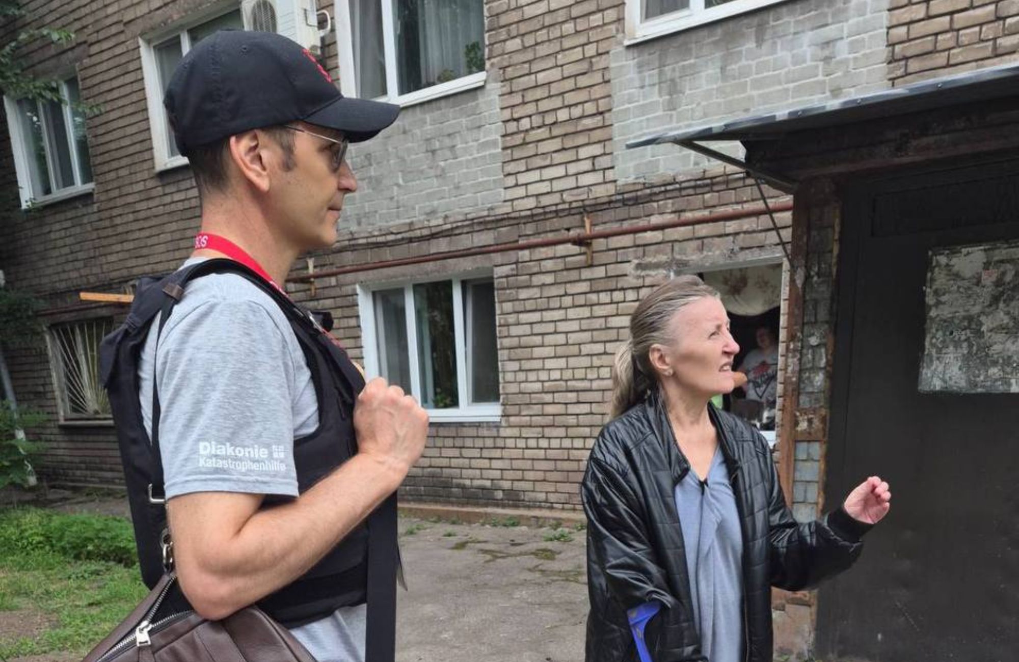 Підтримка на місцях ворожих обстрілів у Запоріжжі: команда БФ «Схід SOS» надала консультації постраждалим | БФ «Схід SOS», картинка №9