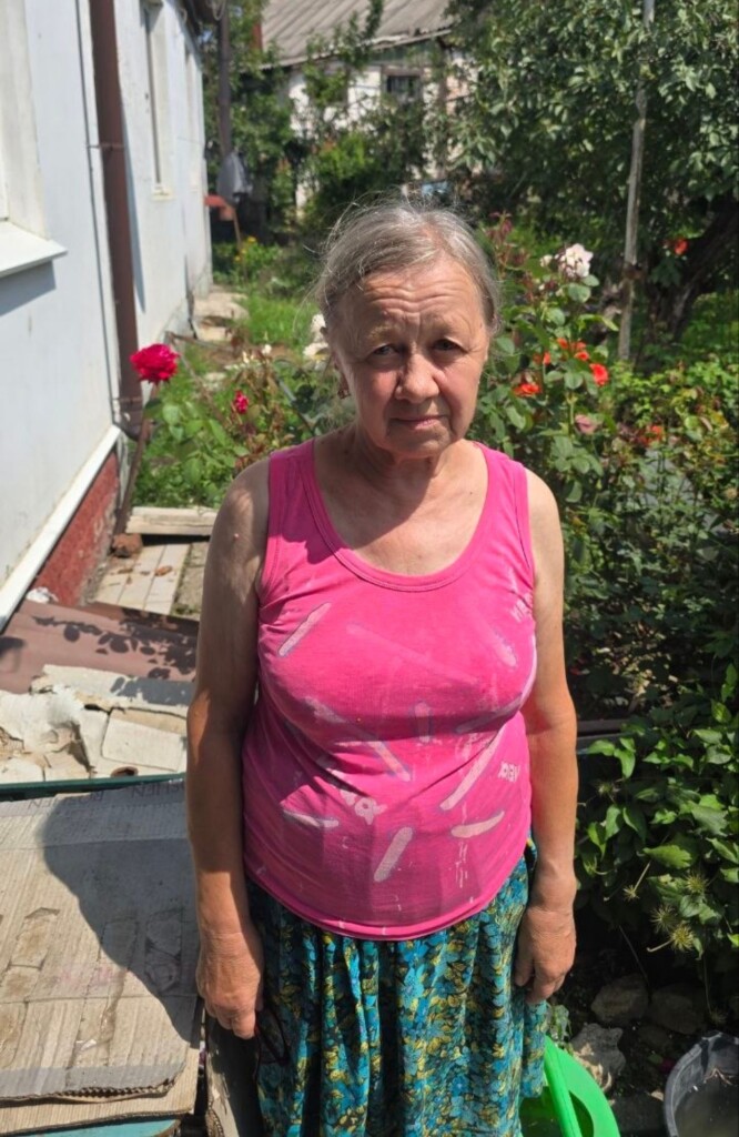 Оселі, до яких повертається життя: від червня БФ «Схід SOS» відновив 45 будинків, пошкоджених унаслідок ворожих обстрілів | БФ «Схід SOS», картинка №1