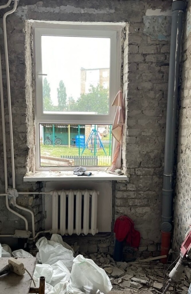 Без бар’єрів і з турботою: БФ «Схід SOS» ремонтує оселю стаціонарного догляду у Змієві на Харківщині | БФ «Схід SOS», картинка №4