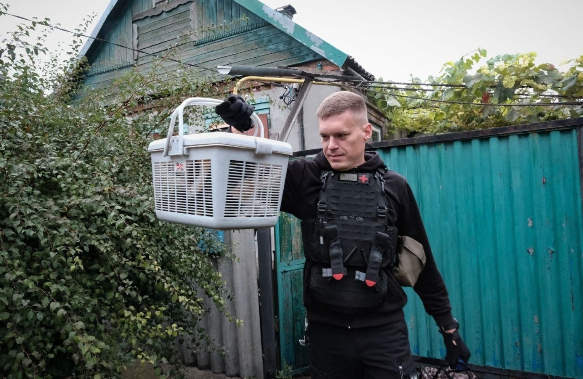 Іспанська воєнна кореспондентка вчергове долучилася до евакуаційної місії БФ «Схід SOS» у Краматорську | БФ «Схід SOS», картинка №3