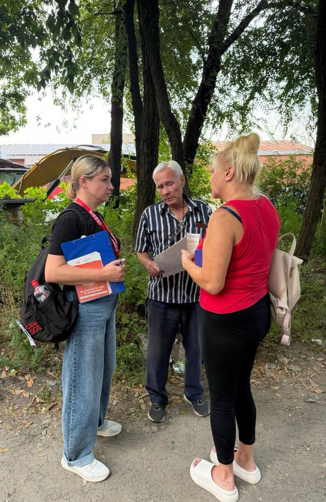 Ворожий удар по Дніпру: команда БФ «Схід SOS» підтримала постраждалих | БФ «Схід SOS», картинка №6