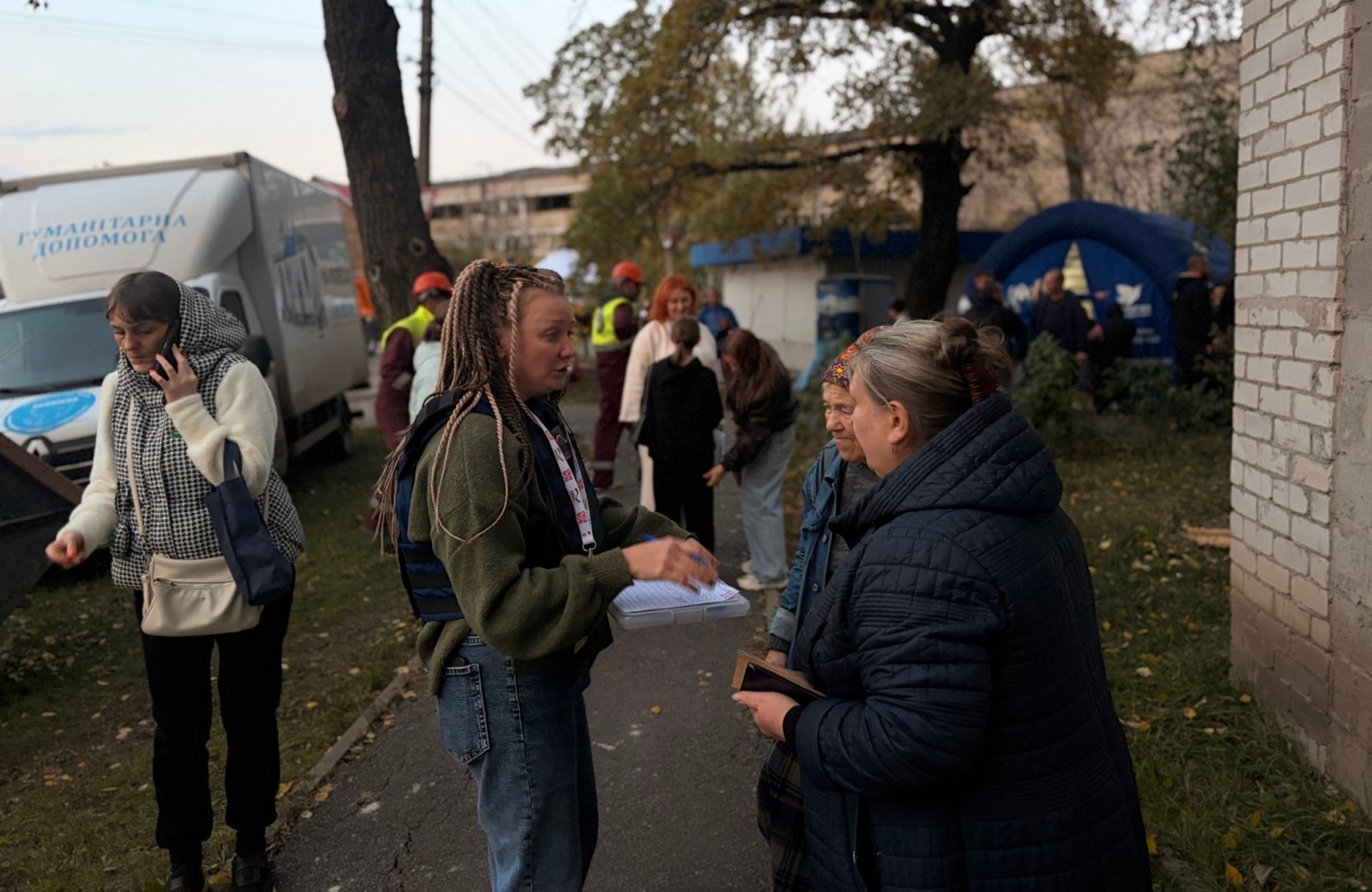 Підтримка після обстрілів рф: БФ «Схід SOS» надав 57 консультацій мешканцям постраждалих будинків у Харкові та Миколаєві | БФ «Схід SOS», картинка №16